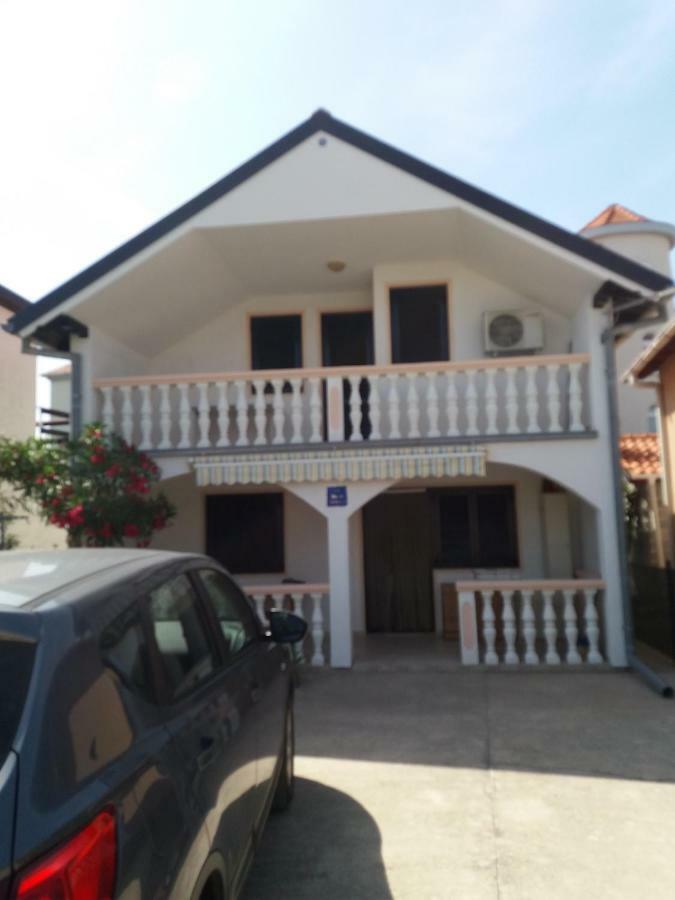 Apartment Ivan Нин Экстерьер фото